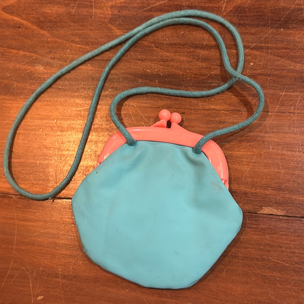 Vintage 1978 100% Pure GARFIELD Coin Purse With KISS Lock Pink Blue Cord Strap - Picture 6 of 11